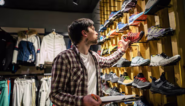 Industrial & Equipment Stores